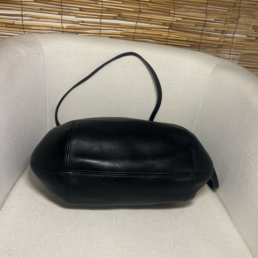 Vintage Coach Black Leather Shoulder Tote 9993 - Picture 5 of 9